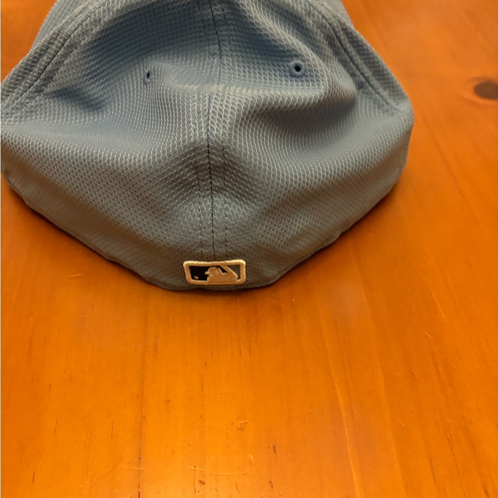 Size 8 1/8 New Era Fitted Hat - Picture 2 of 3